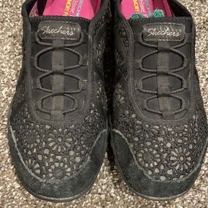 2/$24 Black lace sketchers